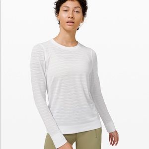 Lululemon swiftly breeze long sleeve size 6